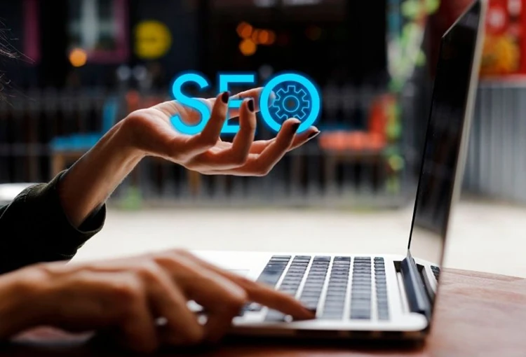 Eşme Web Site Tasarımcı